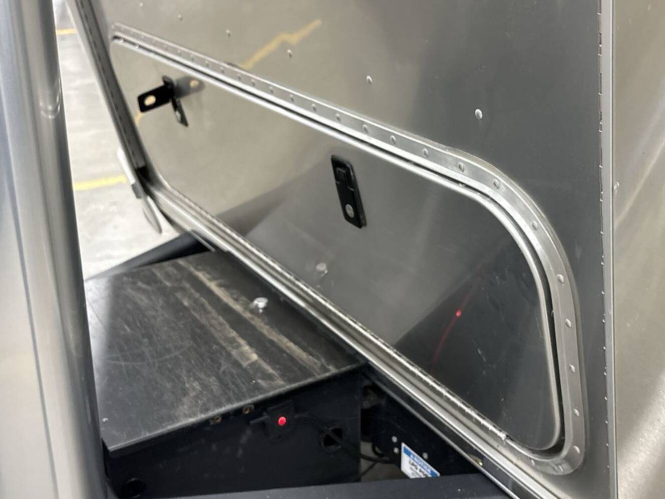 A photo of this 2024 Airstream International 25FB