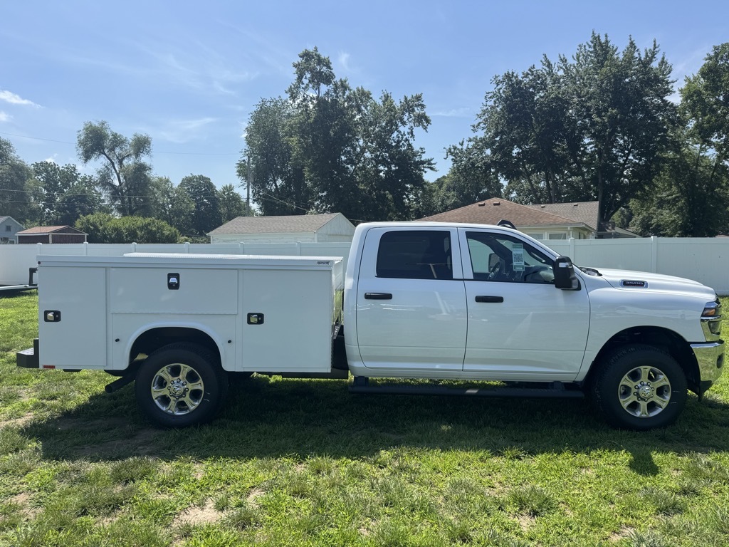 2026 RAM 3500 TRADESMAN in North Pekin, IL