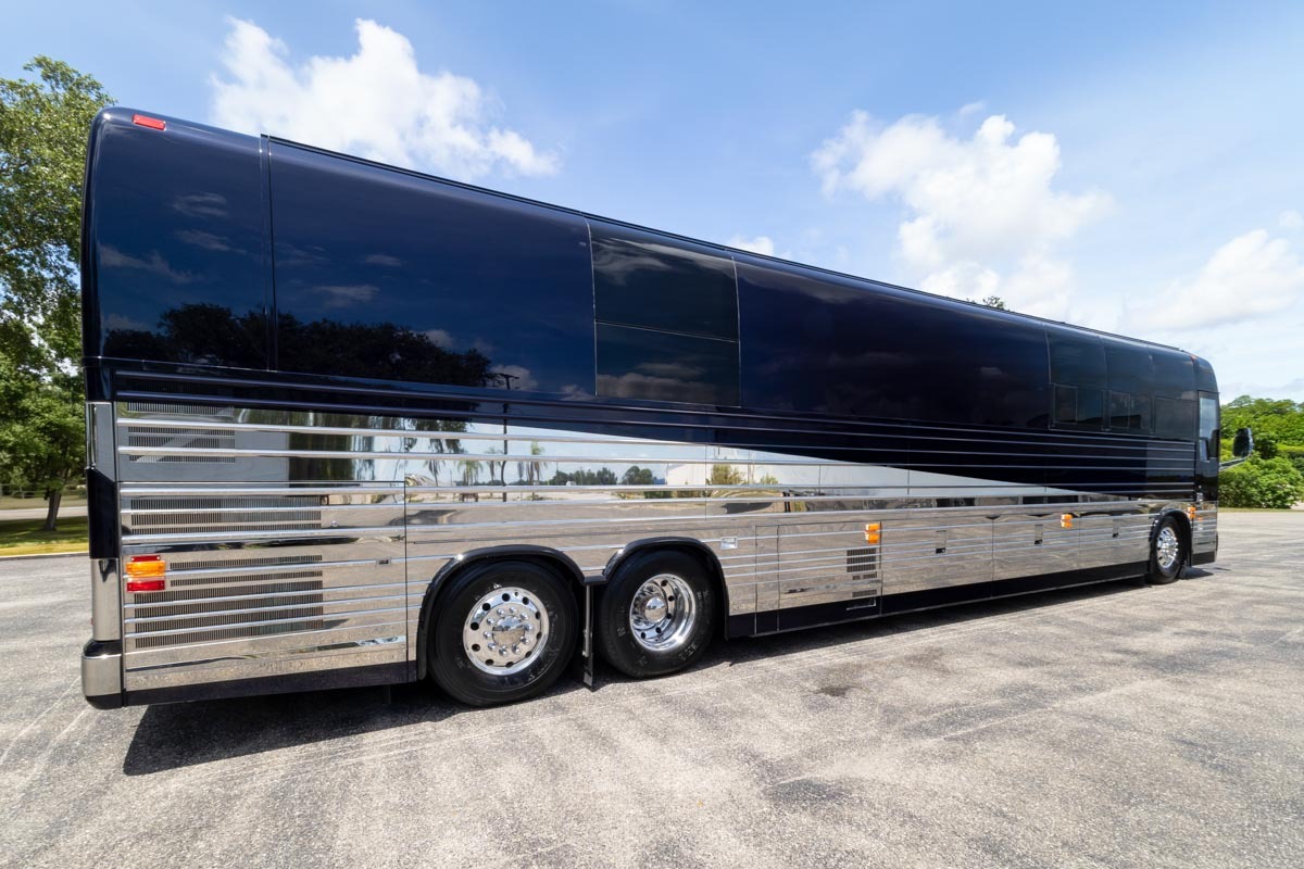 2020 Prevost MILLENNIUM X3 45 in bradenton FL