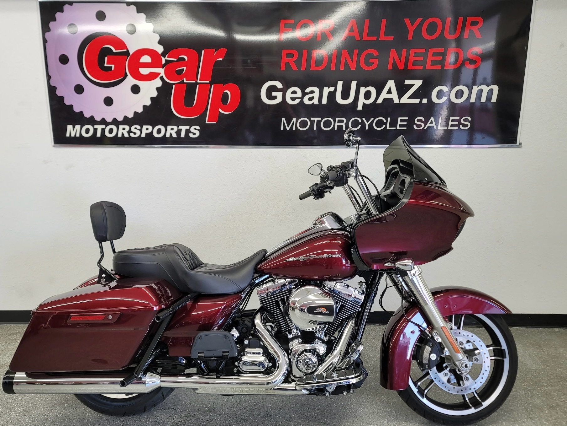 2015 Harley-Davidson ROAD GLIDE in Lake Havasu City, AZ