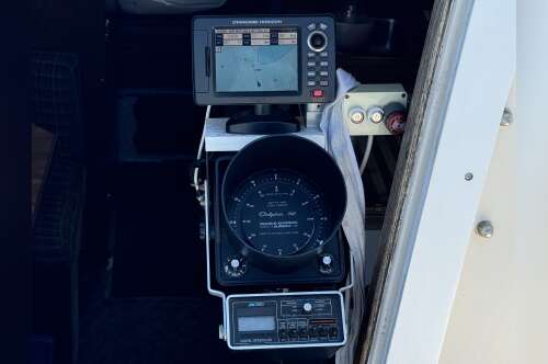1976 Bayliner BUCCANEER 240 in oid orchard beach ME