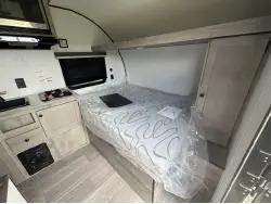 2027 SUNSET PARK RV SUNLITE LTD 13BD