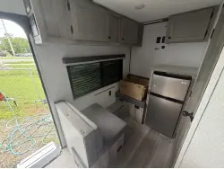 2027 SUNSET PARK RV SUNLITE LTD 13BD