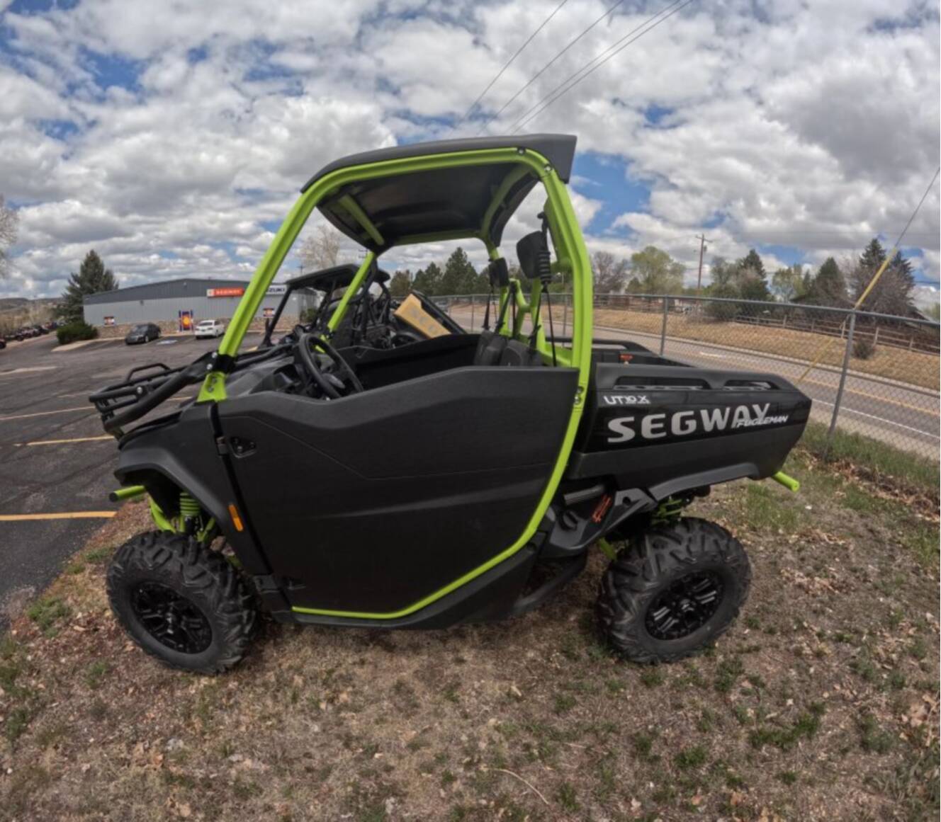 A photo of this 2023 Segway Fugleman UT10 X