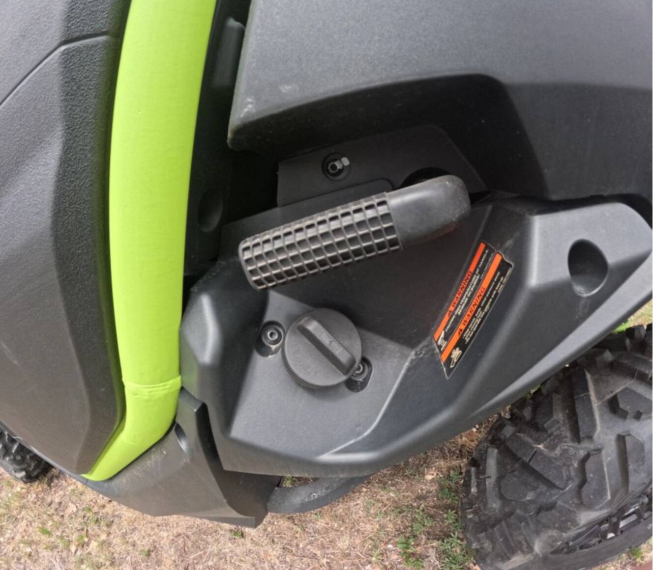 A photo of this 2023 Segway Fugleman UT10 X