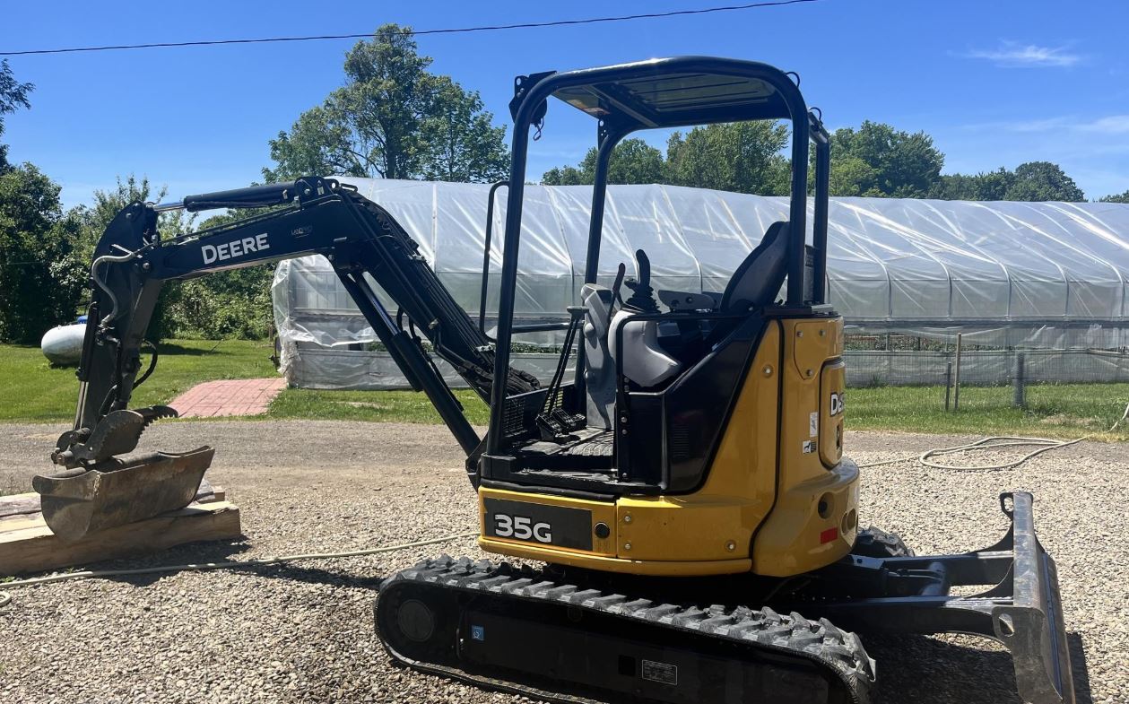 2021 JOHN DEERE 35G in Edinboro, PA