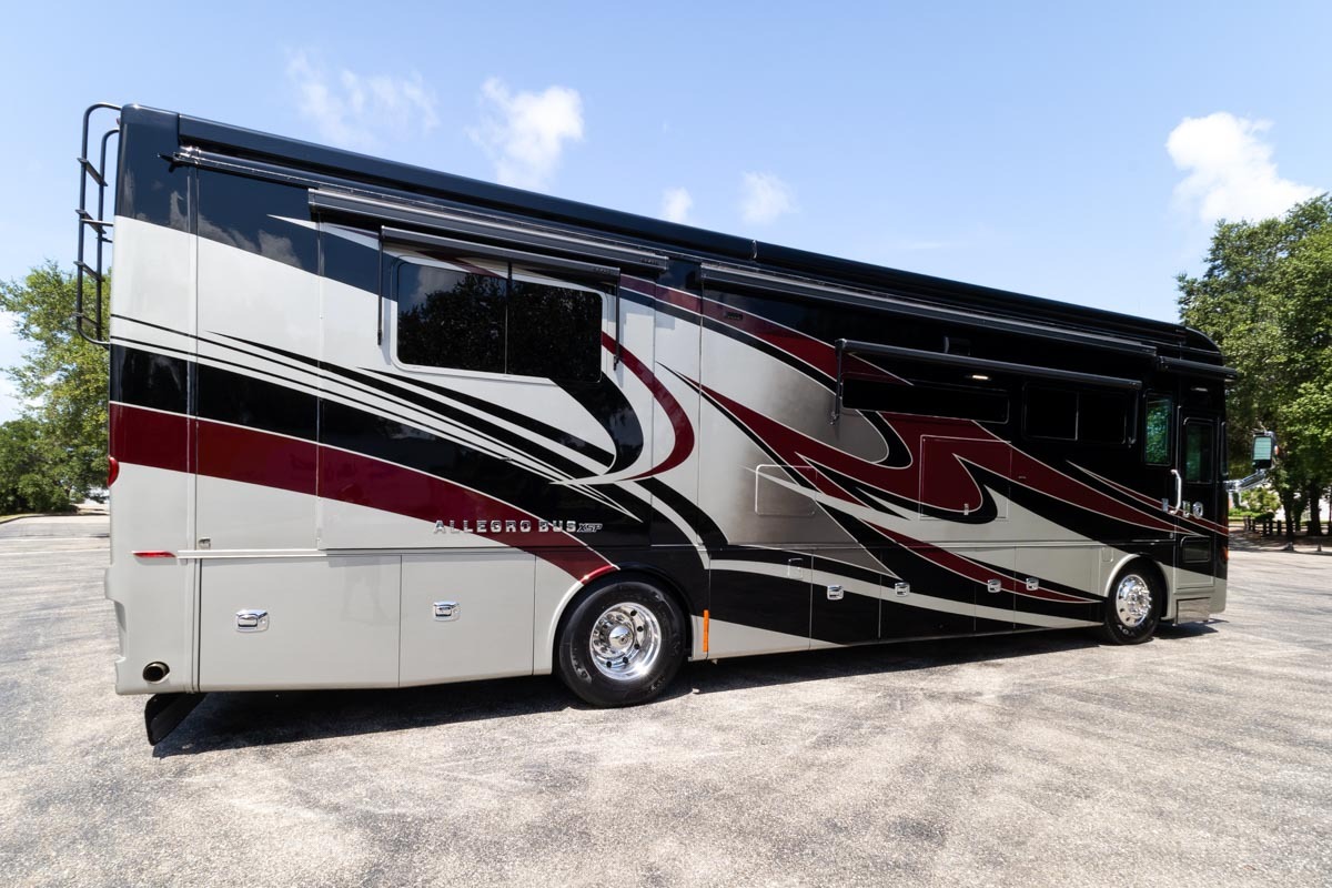 2019 Tiffin Motorhomes ALLEGRO BUS 37 AP in bradenton FL