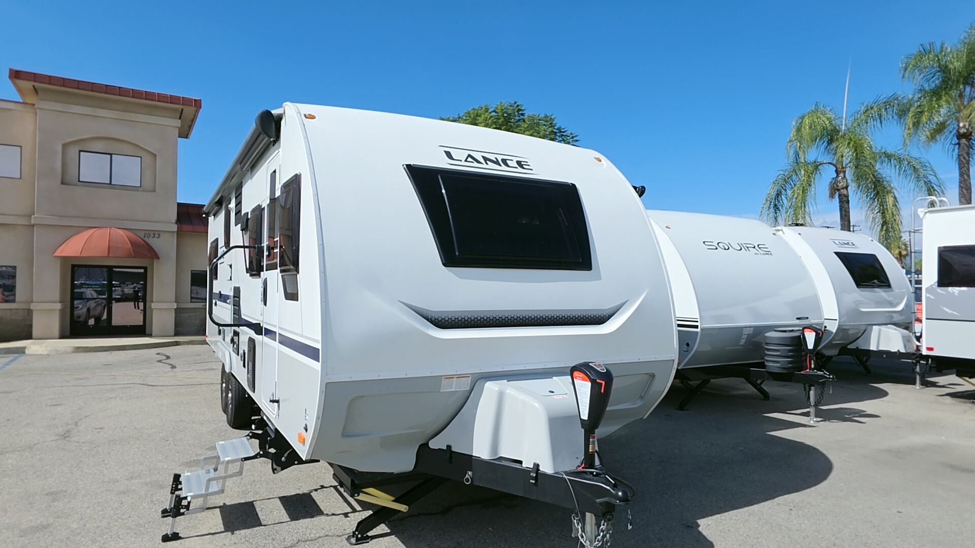 2023 Lance 2465 in ontario CA