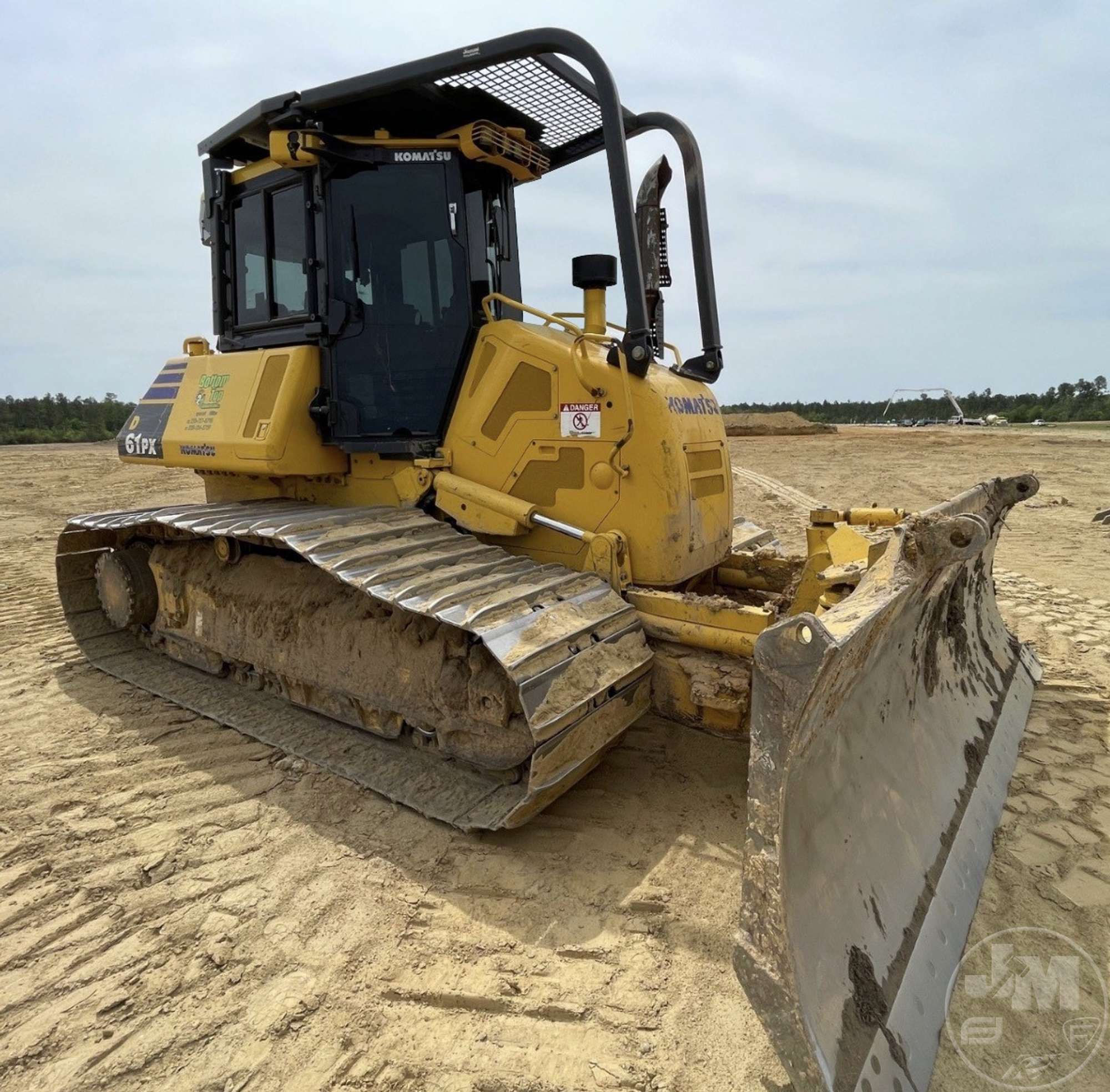 2024 KOMATSU D61PX-24 in Brooklyn, MS