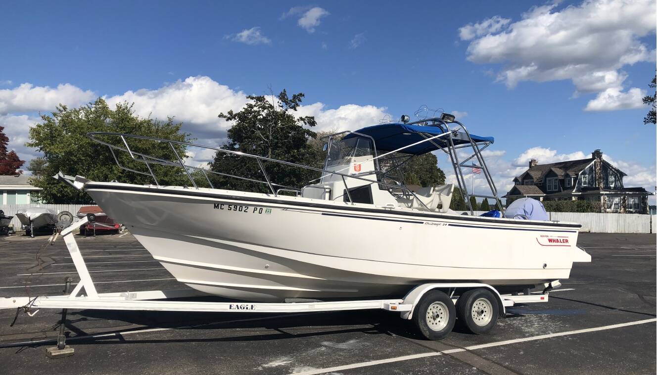 A photo of this 1994 Boston Whaler 24 Outrage