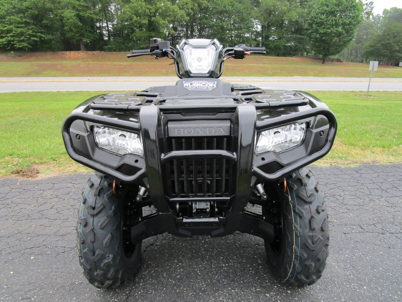 A photo of this 2027 Honda FourTrax Foreman Rubicon 4x4 EPS