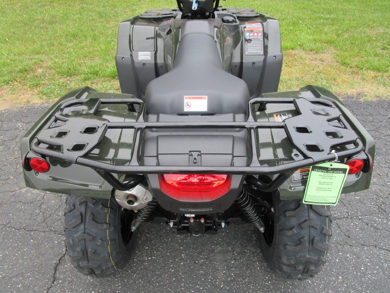 A photo of this 2027 Honda FourTrax Foreman Rubicon 4x4 EPS