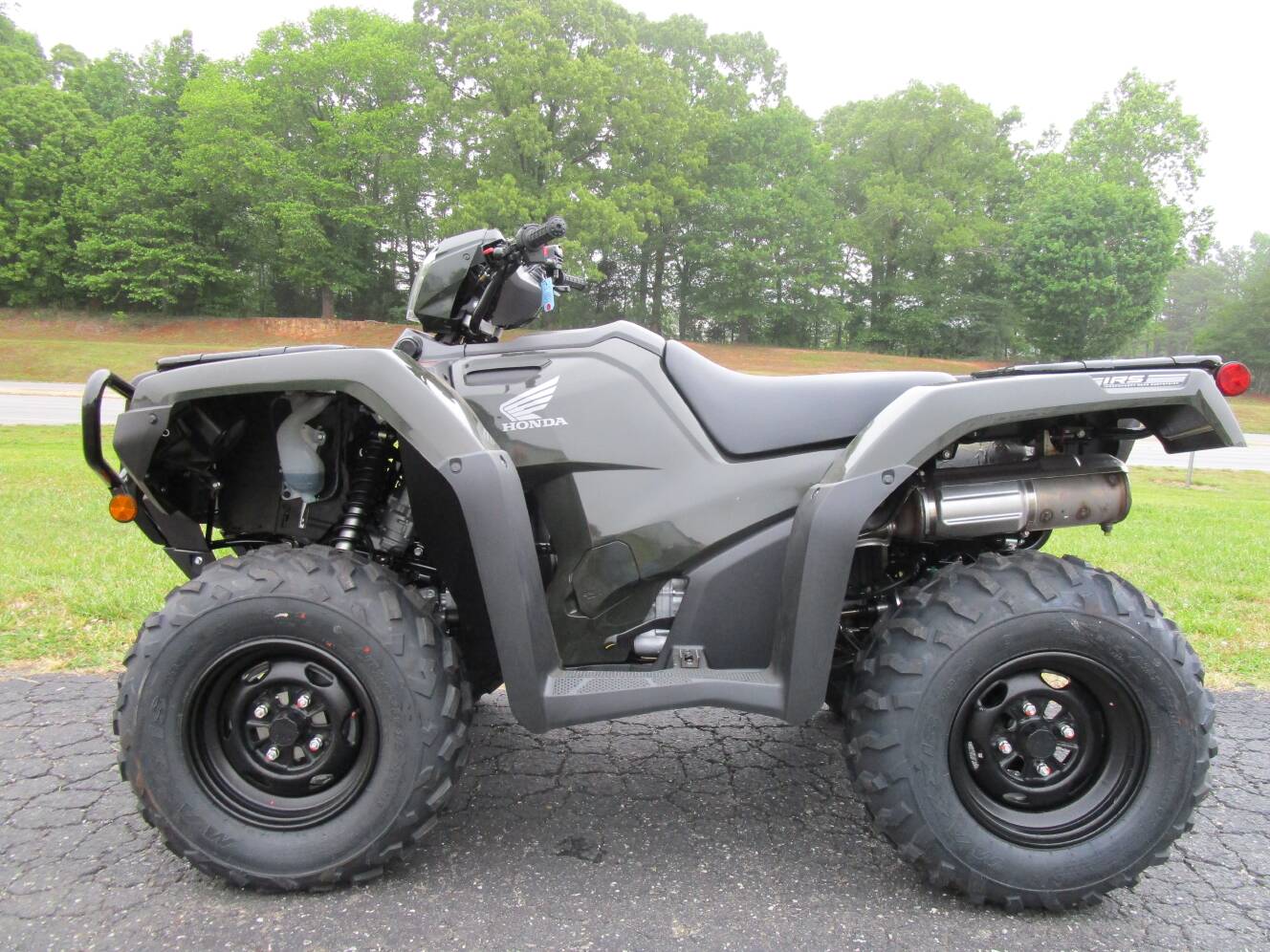 A photo of this 2027 Honda FourTrax Foreman Rubicon 4x4 EPS