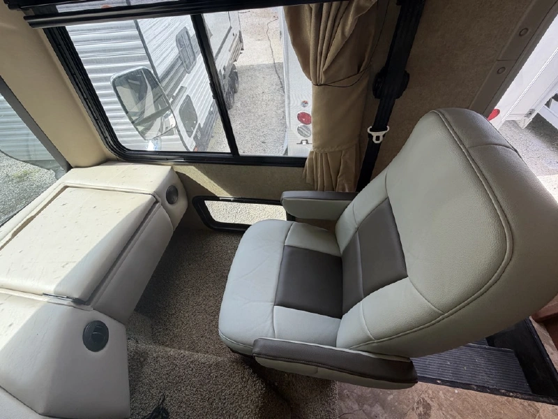 2015 THOR MOTOR COACH ACE A.C.E. 30 1 30.1