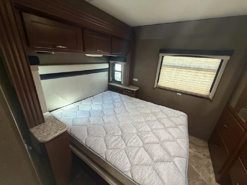 2015 THOR MOTOR COACH ACE A.C.E. 30 1 30.1