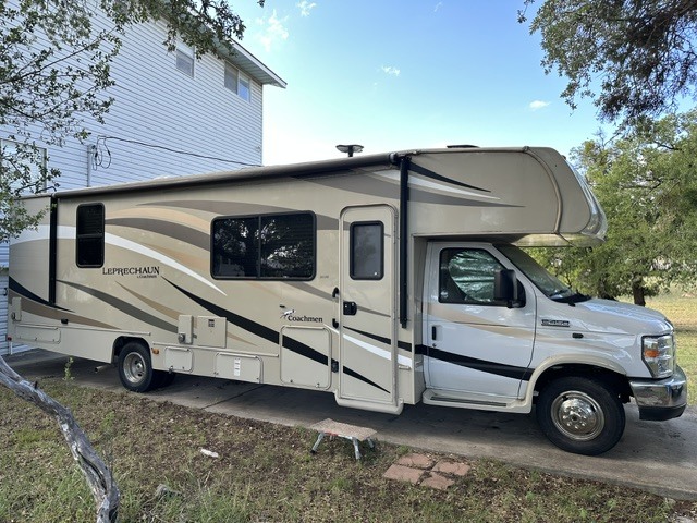2019 Coachmen LEPRECHAUN 311FS RV