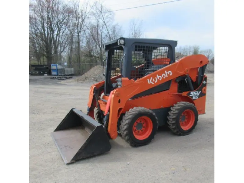 2017 KUBOTA SSV65