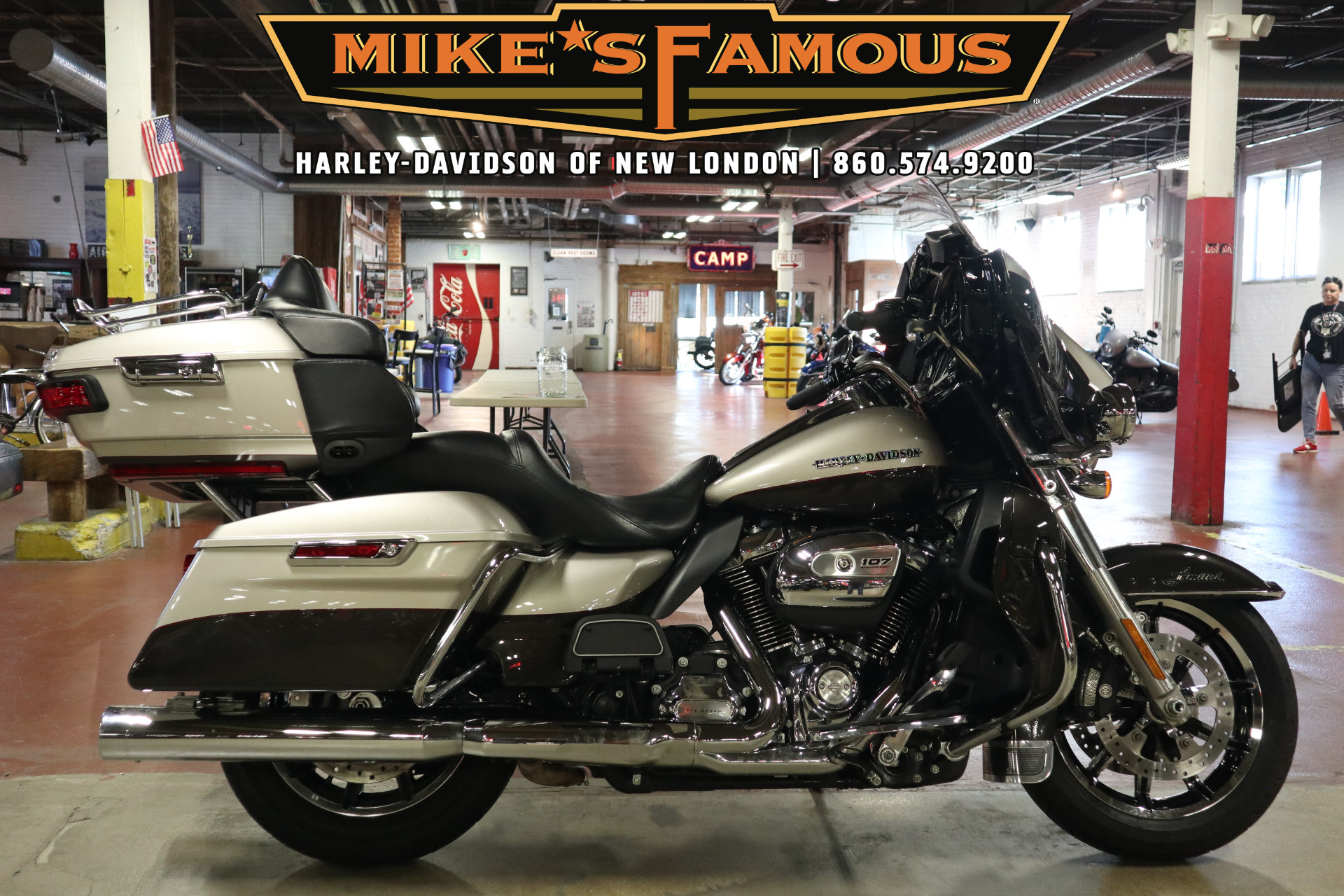 2018 Harley-Davidson Ultra Limited ULTRA LIMITED in New London, CT