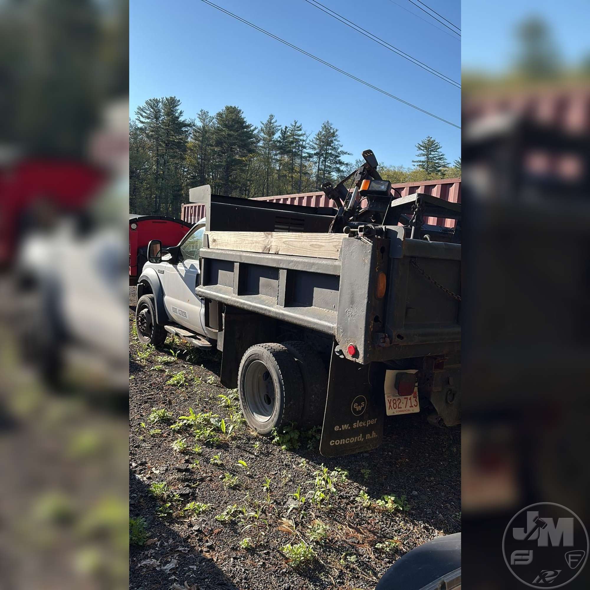 2006 FORD F550 in Atkinson, NH