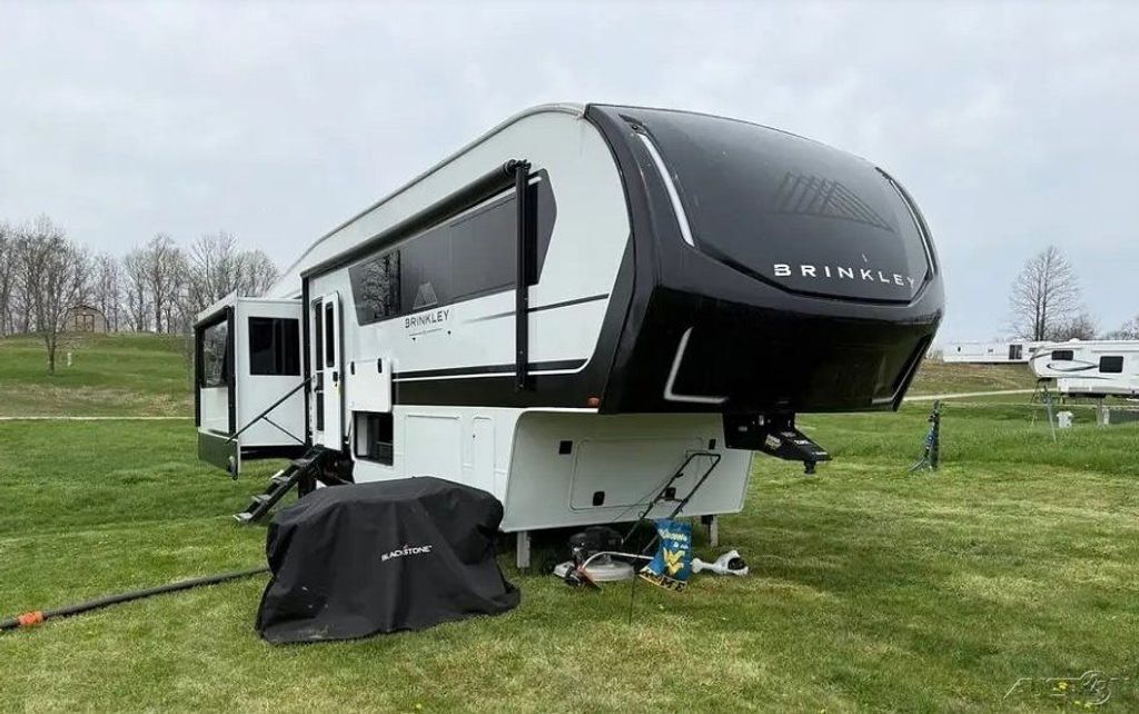 2024 Brinkley Rv Model Z 3610 in russells point OH