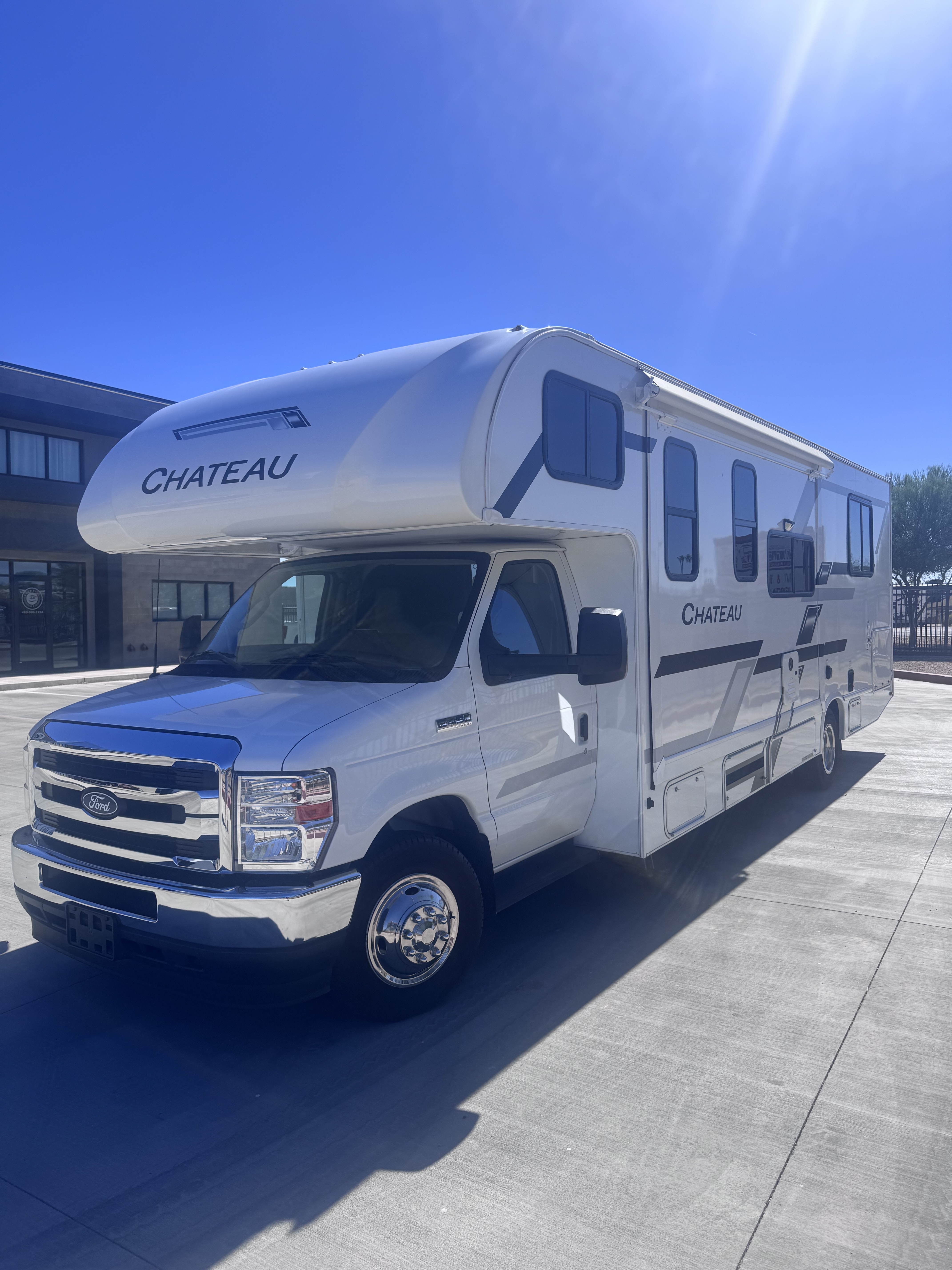 2026 Thor Motor Coach CHATEAU 28Z in mesa AZ