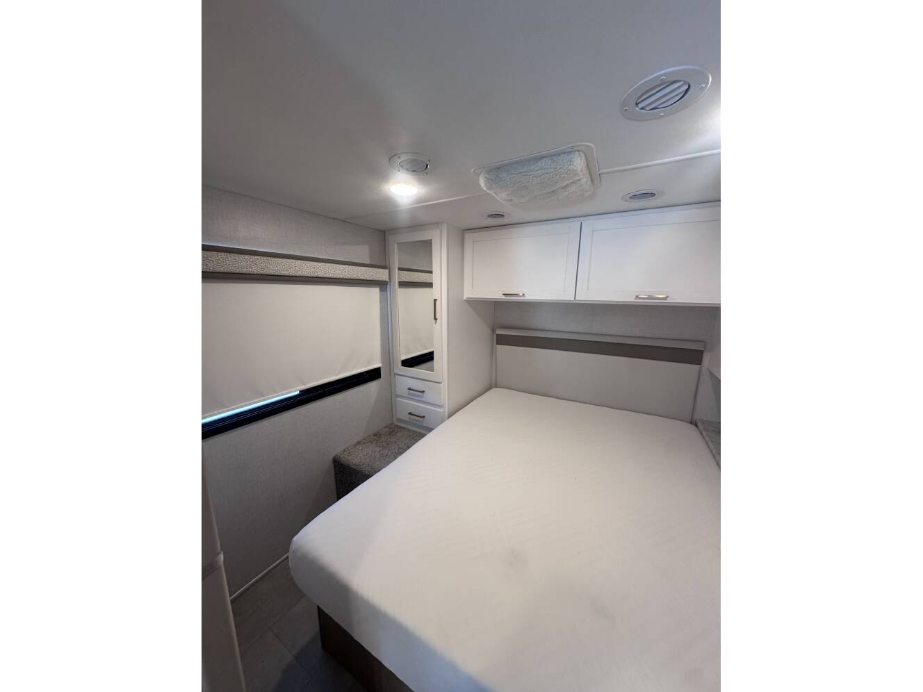 A photo of this 2026 Thor Motor Coach CHATEAU 28Z
