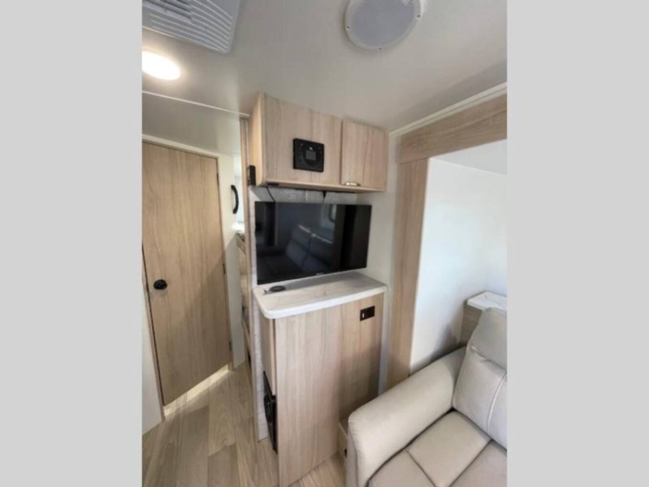 A photo of this 2023 Winnebago Minnie 2306BHS