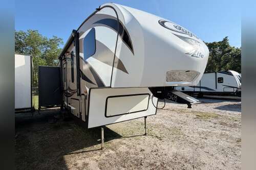 2016 Keystone COUGAR X-LITE FW 28SGS in mcbee SC