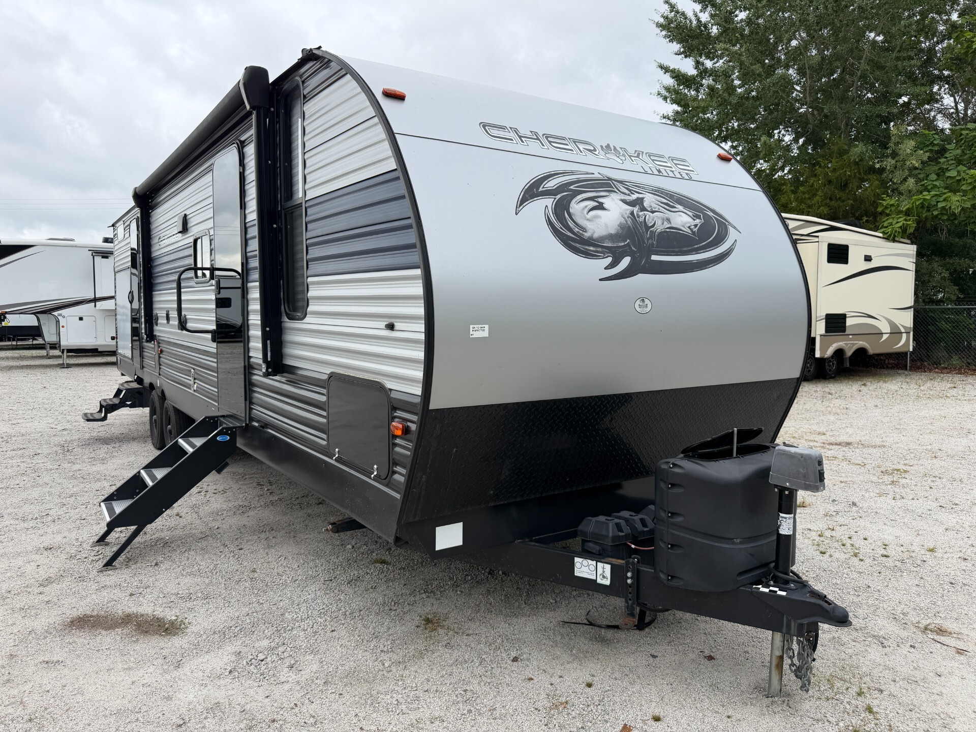 2022 Forest River Cherokee 294DBH RV