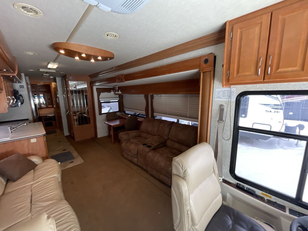 2006 Gulf Stream Tour Master M-40 in columbia city IN