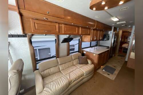 2006 Gulf Stream Tour Master M-40 in columbia city IN