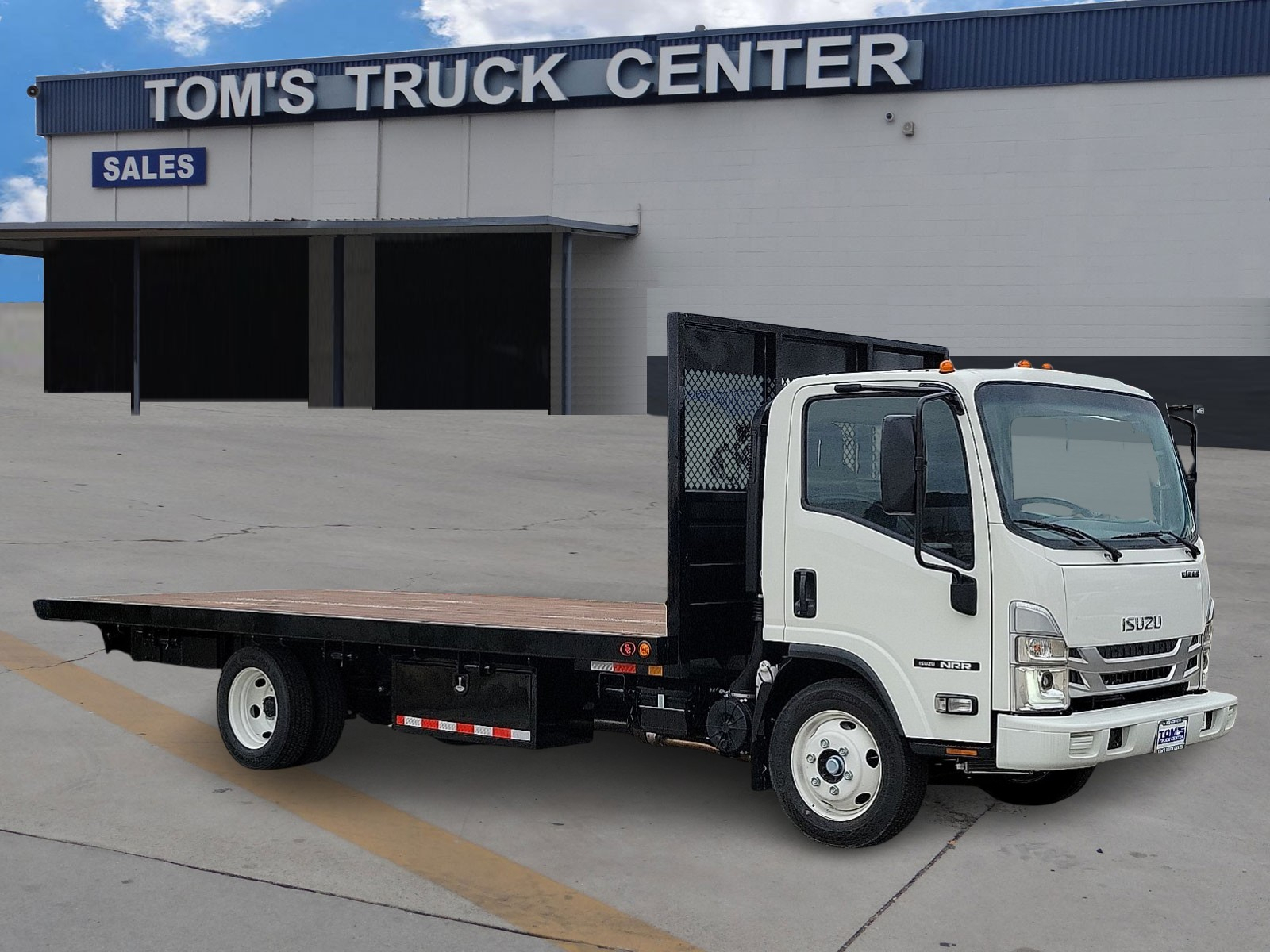 2026 ISUZU NRR in Santa Fe Springs, CA