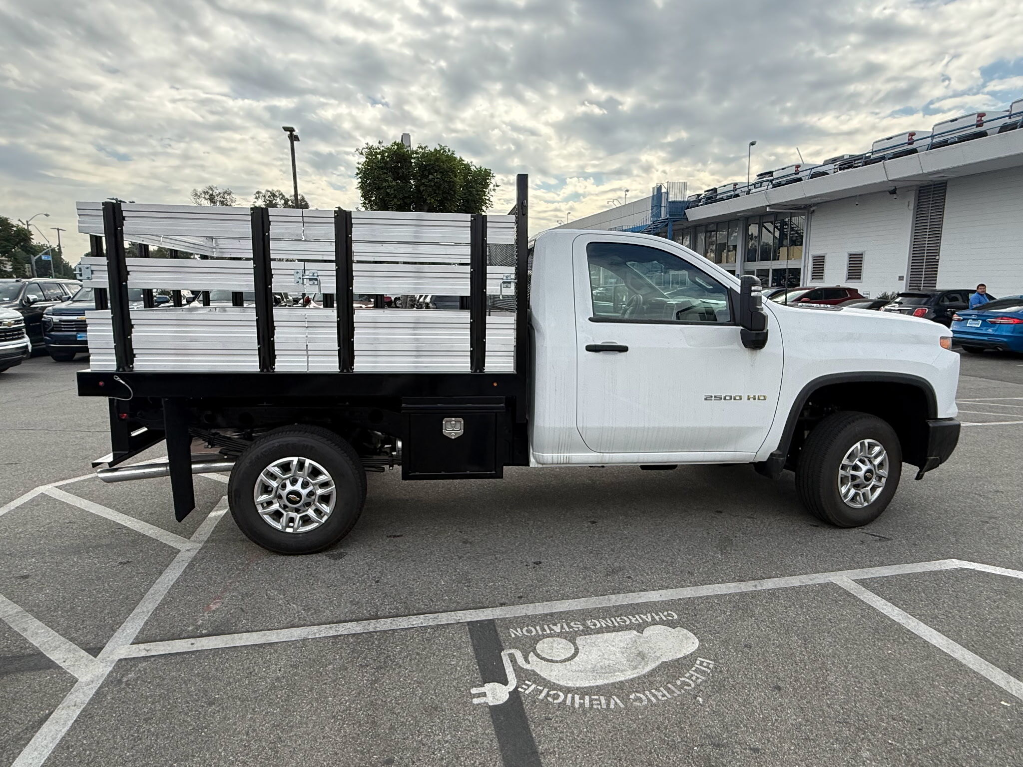 2025 CHEVROLET SILVERADO 2500 WT in Monterey Park, CA