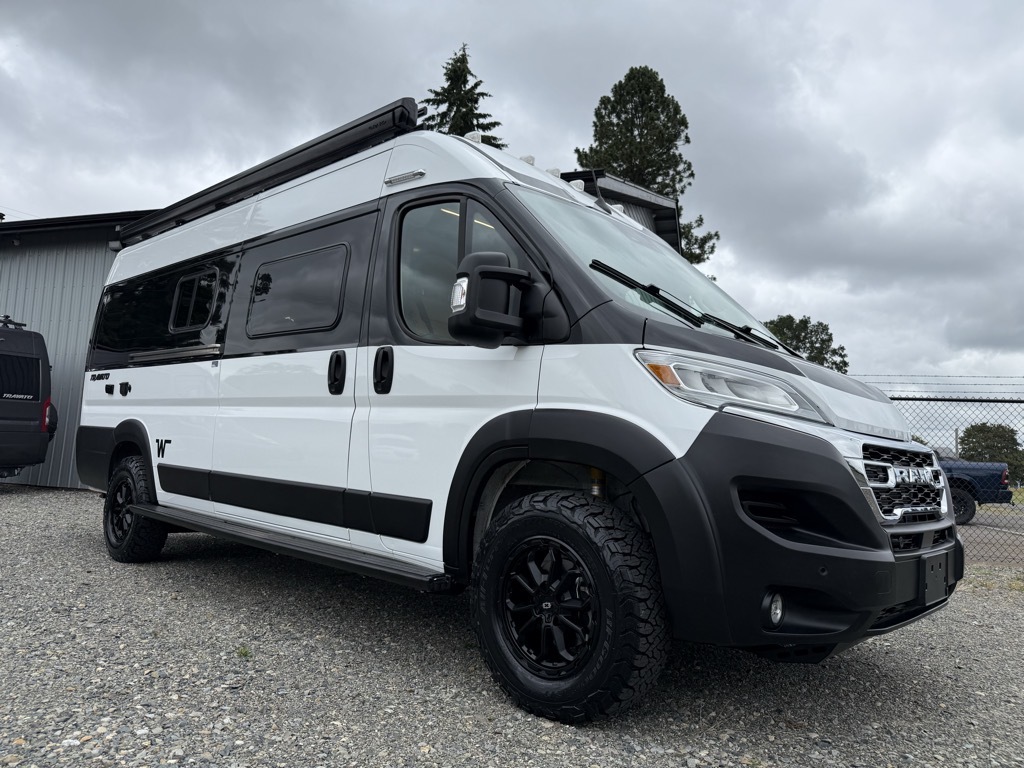 2025 Winnebago TRAVATO 59G RV