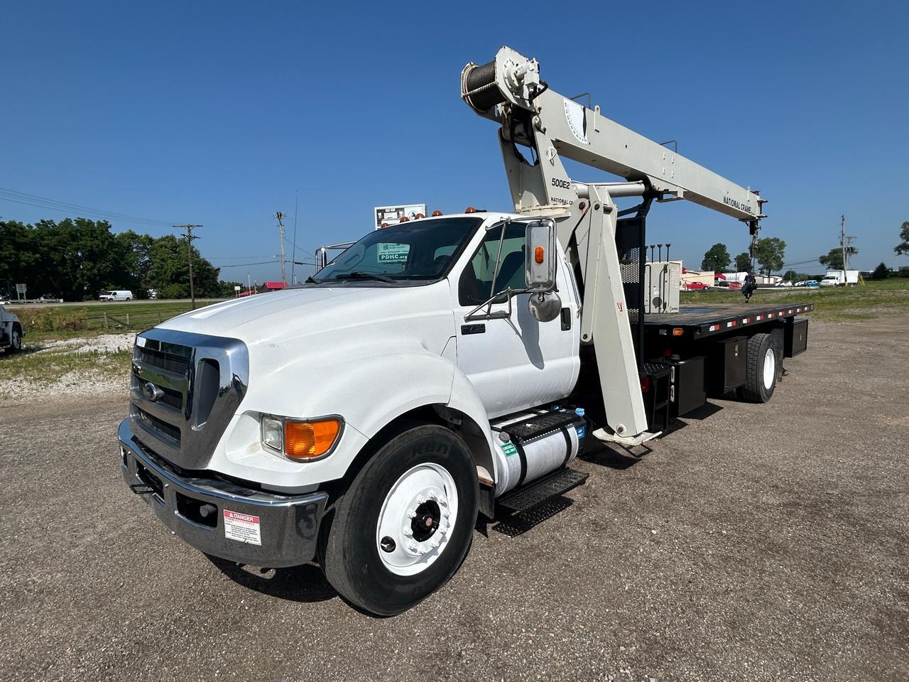 2013 FORD F750 SD DIESEL STRAIGHT FRAME in Lancaster, OH