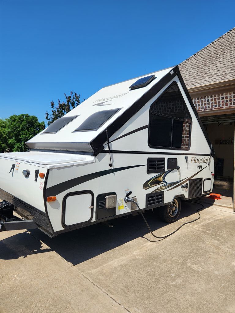 2015 Forest River Flagstaff Hard Side T19QBHW in cedar hill TX