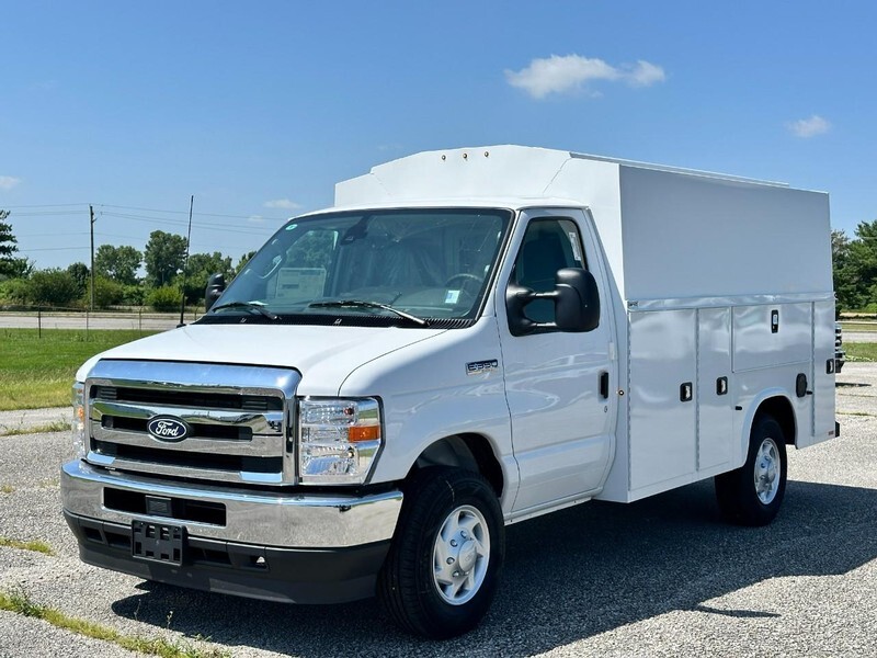 2027 FORD ECONOLINE in Granite City, IL