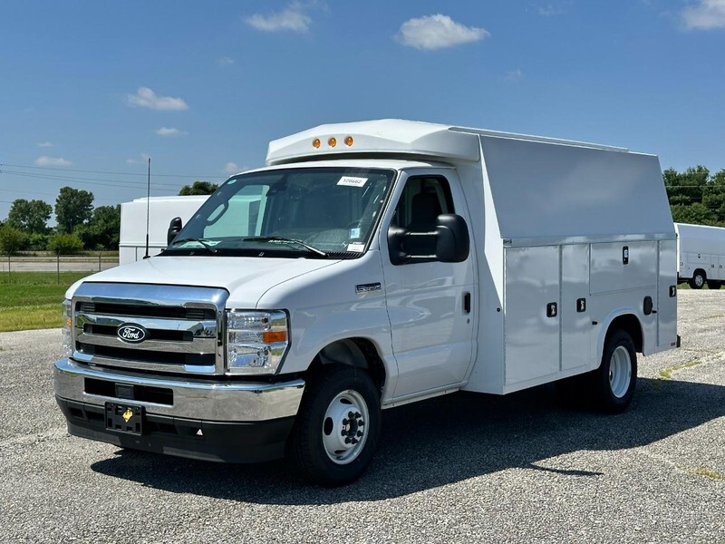 2027 FORD ECONOLINE in Granite City, IL