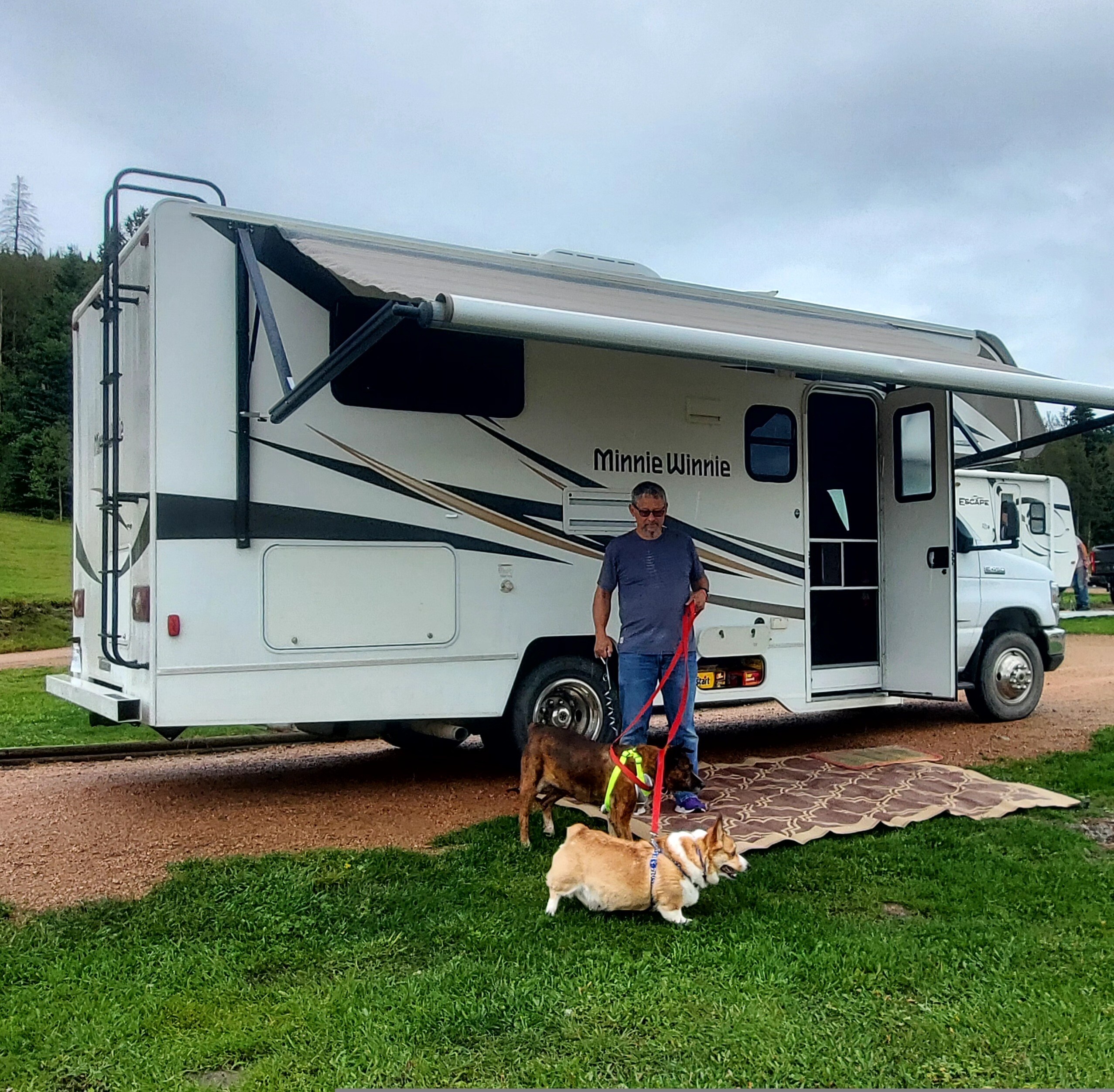 2017 Winnebago WINNIE 22R RV