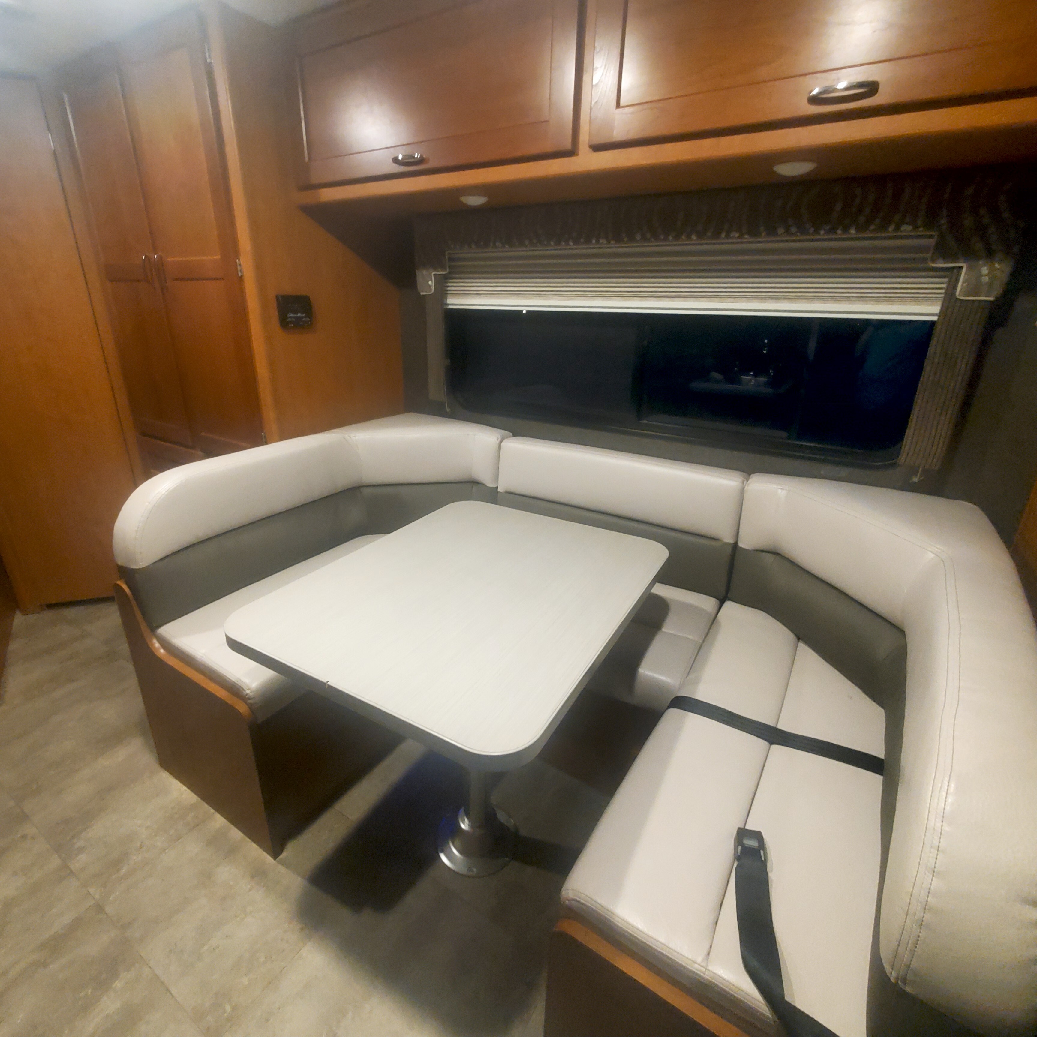 2017 Winnebago WINNIE 22R in castle rock CO