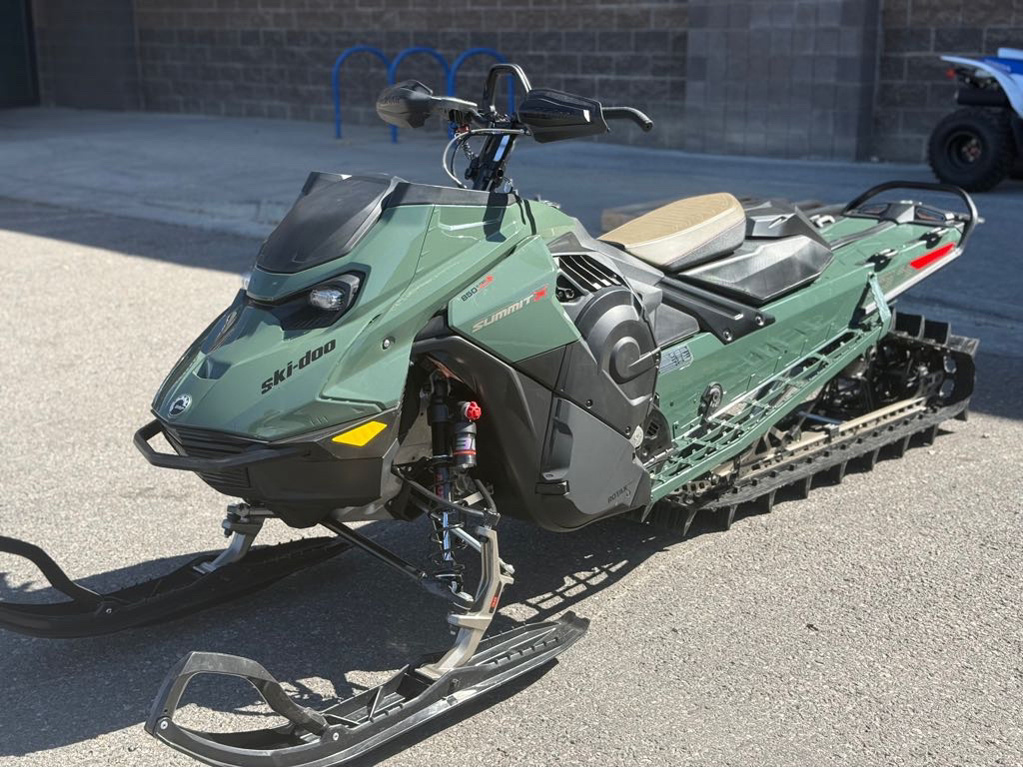 2026 Ski-Doo SUMMIT X W/ EXPERT Pkg 154 850 E-TEC Turbo R Powde Snowmobile snowmobile