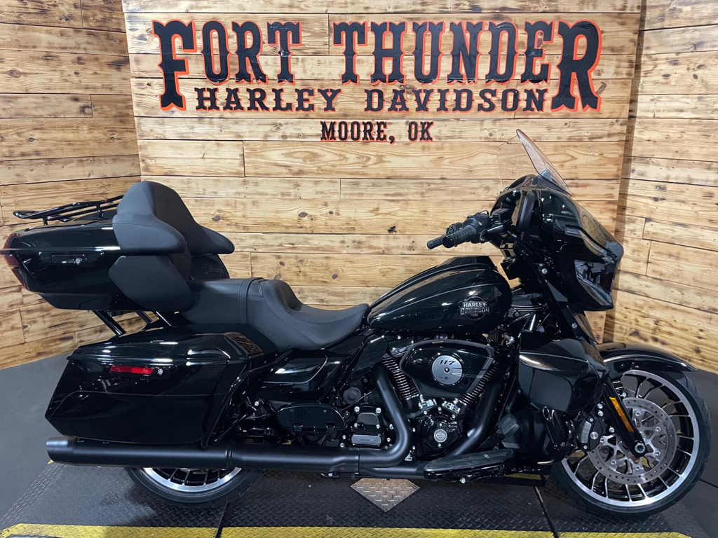 2026 Harley-Davidson Street Glide Limited LIMITED in Moore, OK