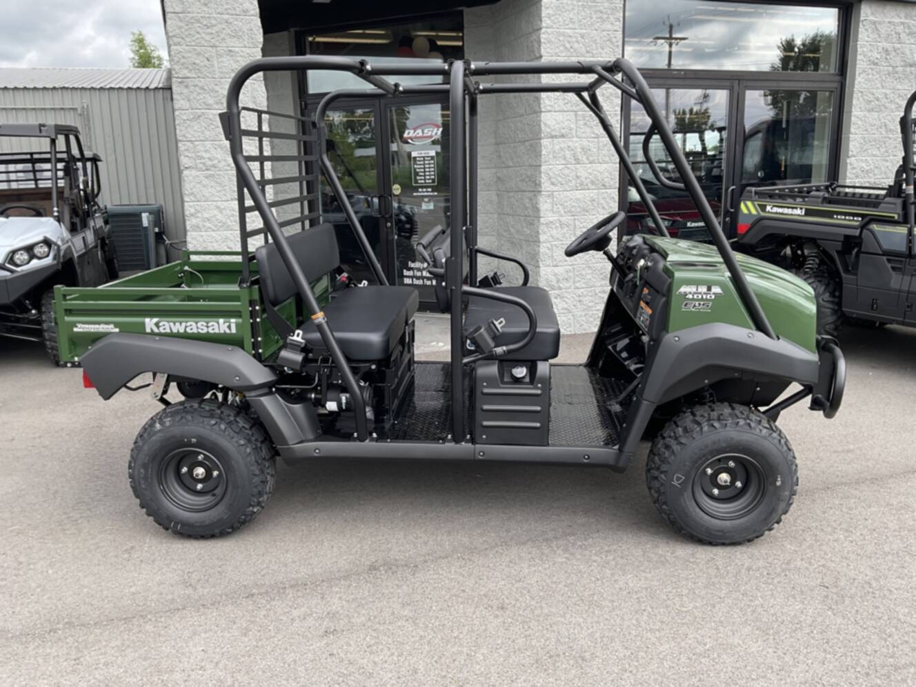 A photo of this 2026 Kawasaki KAT620BTFNN
