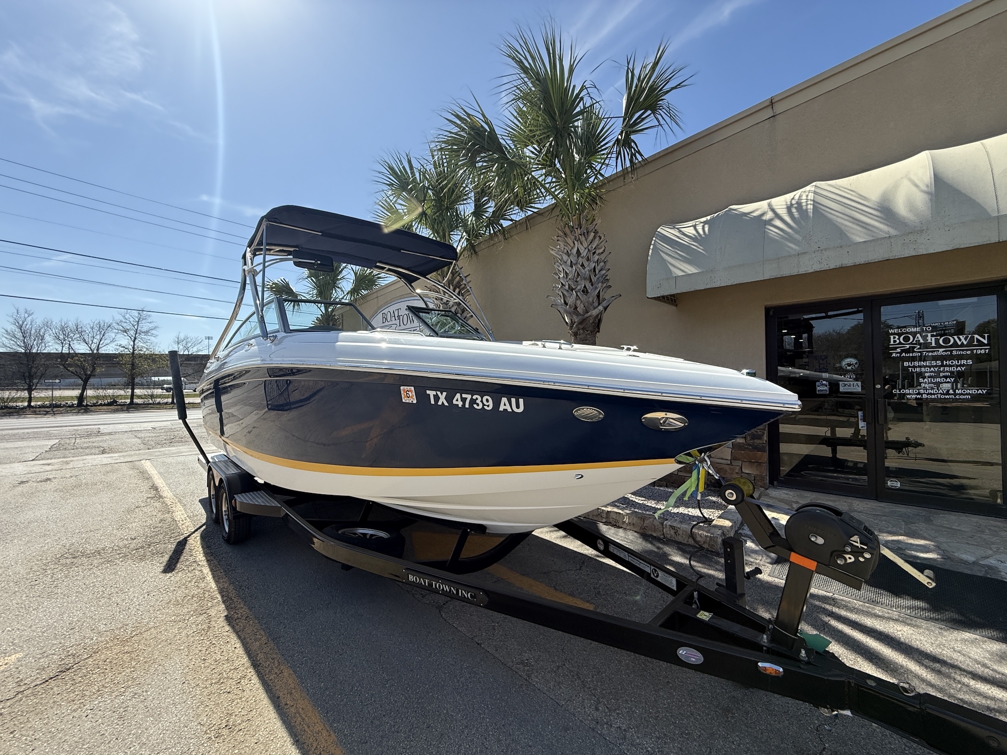 2009 Cobalt 242 in austin TX