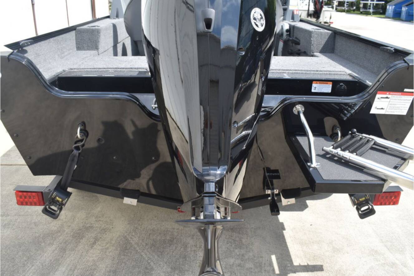 A photo of this 2026 Lowe Boats FM 1625 WT