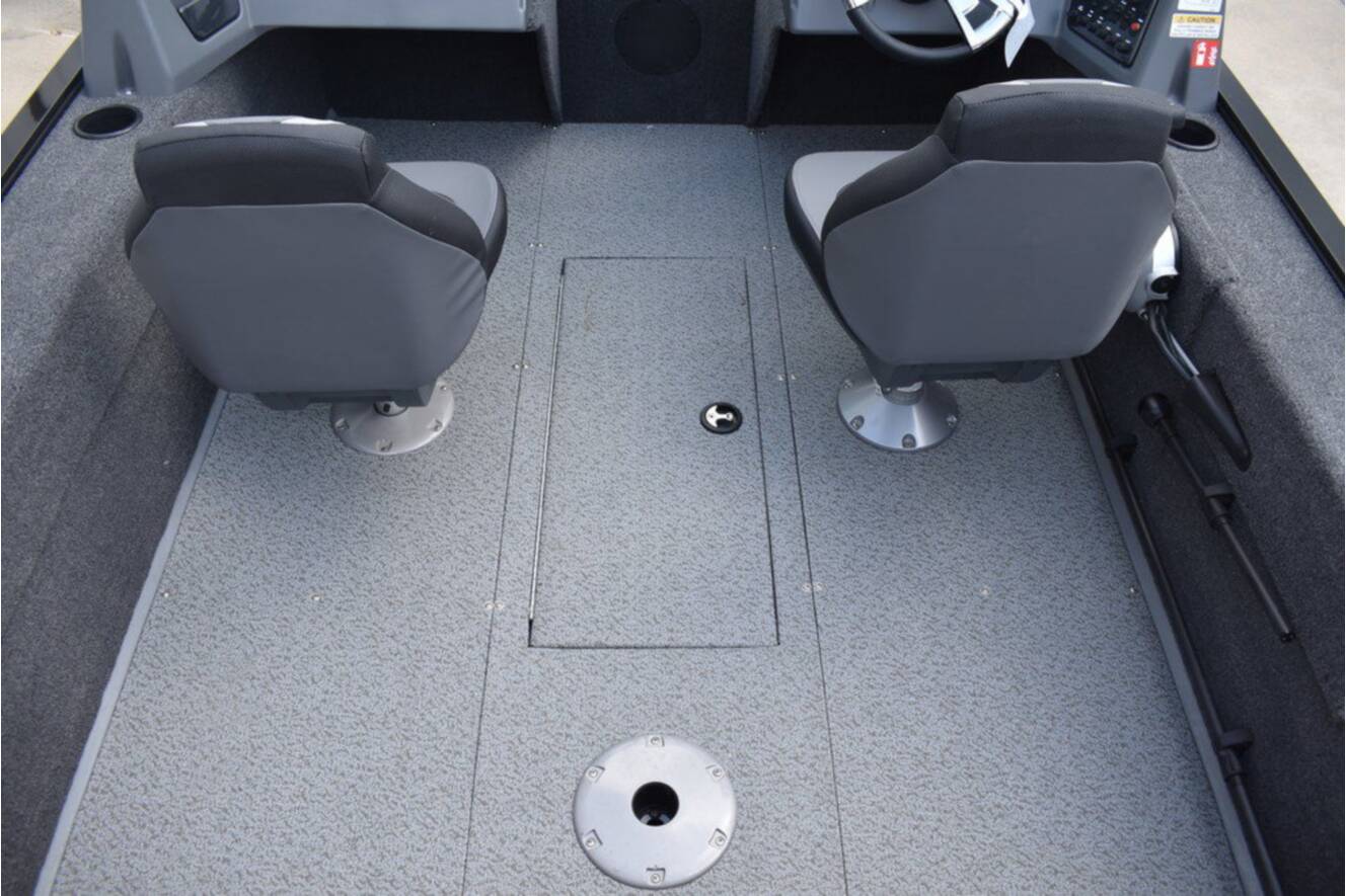A photo of this 2026 Lowe Boats FM 1625 WT