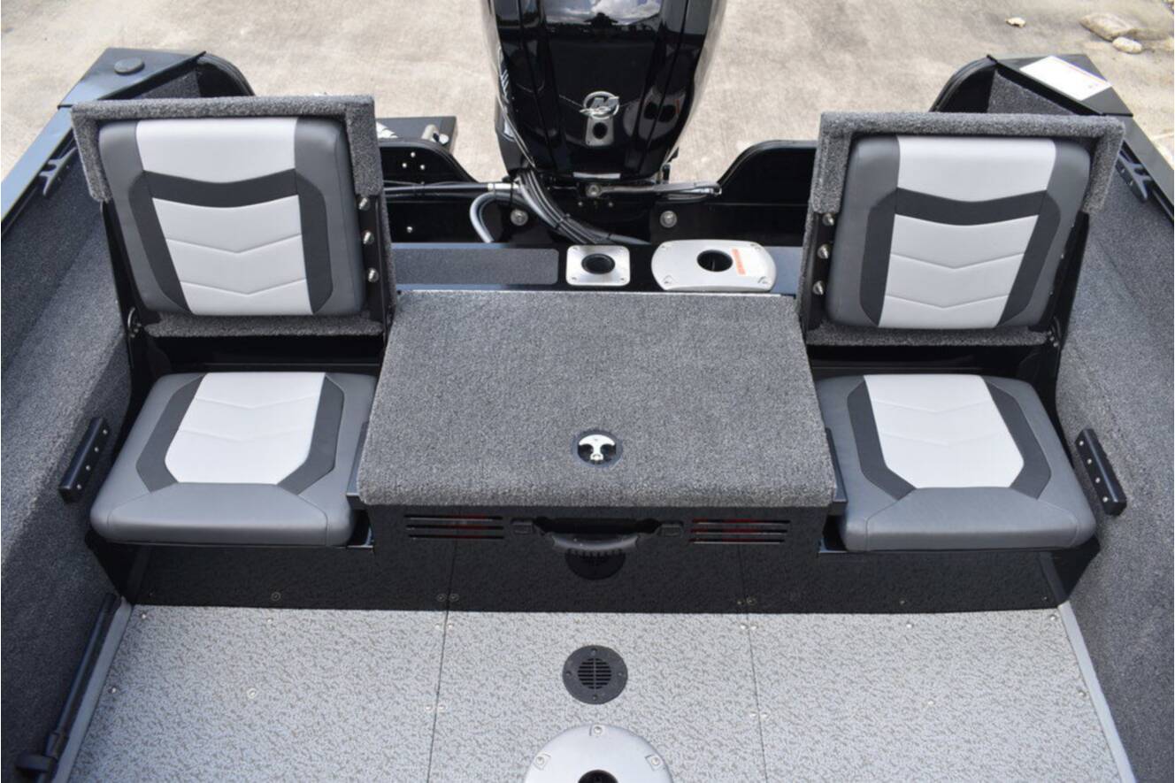 A photo of this 2026 Lowe Boats FM 1625 WT