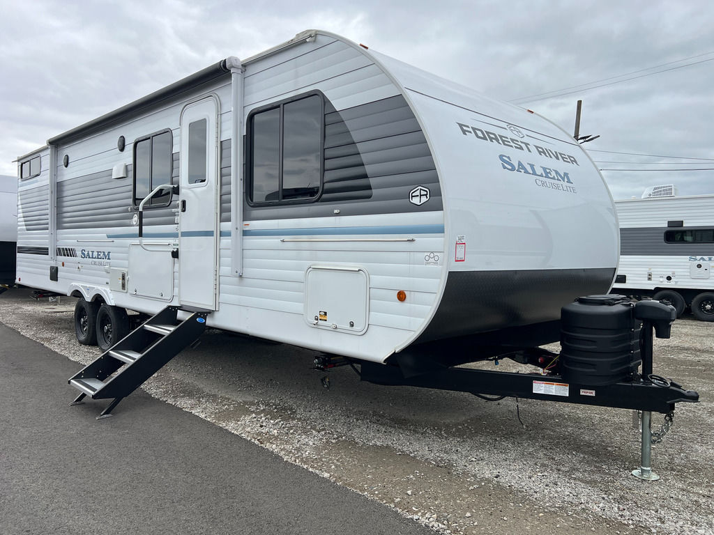 2027 FOREST RIVER FLAGSTAFF SUPER LITE 26SRD
