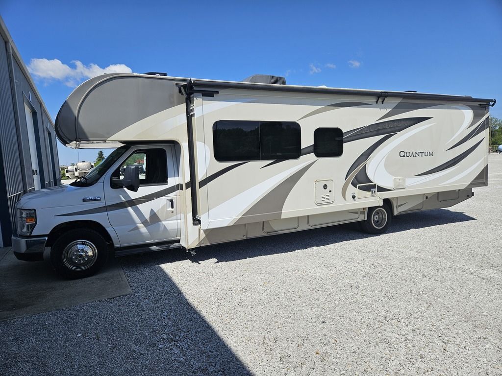 2018 Thor Motor Coach Quantum WS31 in terre haute IN