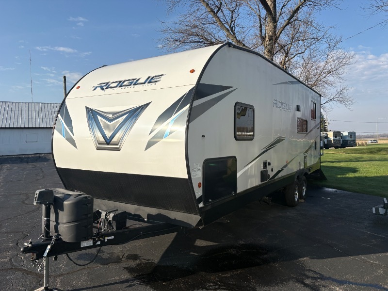 2022 Forest River Vengeance Rogue 25V in rockford IL